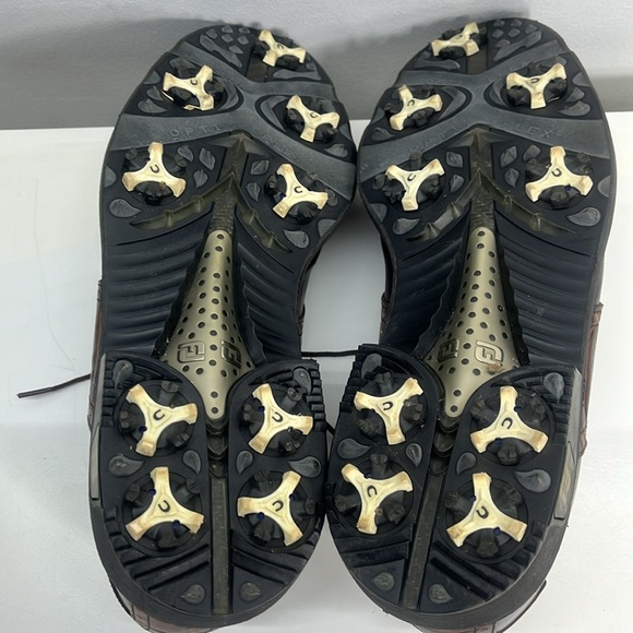 FootJoy ICON Brown & Tan Leather Oxford Style Spike Golf Shoe - Picture 7 of 10